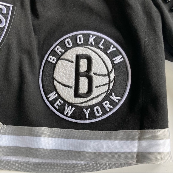PRO STANDARD BROOKLYN NETS LOGO BLACK MENS SHORTS SZ MED NEVER WORN - Picture 6 of 15